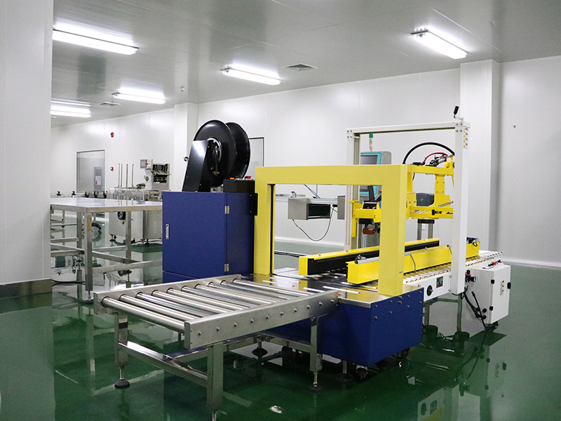 最终灭菌巨细容量非静脉注射剂车间：：自动打包机 